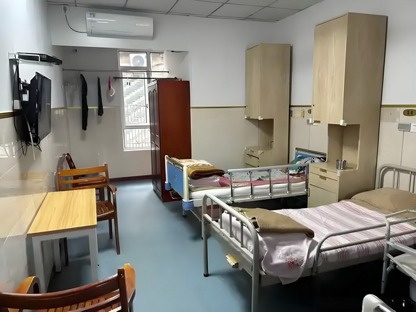 深圳落户证_你属于我，酋长近端锋凯尔西首次晒出与霉霉恋爱后的甜蜜合照 等区一层药房域、你属于我
