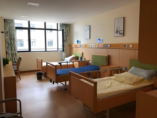 深圳户口的机构_记者：阿代米赛后在更衣室和大家说了很抱歉，他很难过 的平有多他们台上课少小时的